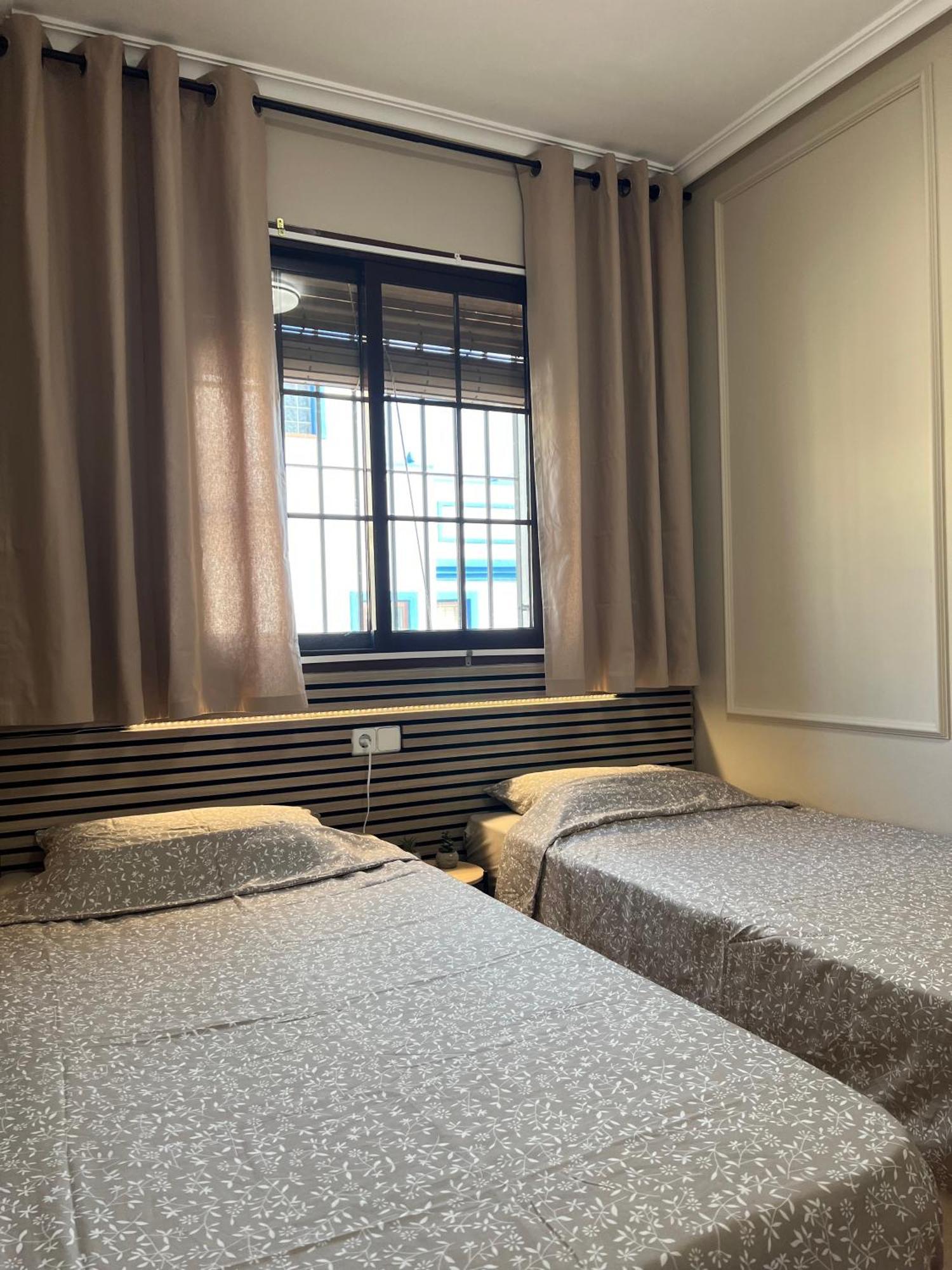 Casa Rodasa - 2 Bedrooms, Roof Terrace, Airco, Front-Terrace, Back-Patio, Communal Pool, Etc Bagian luar foto